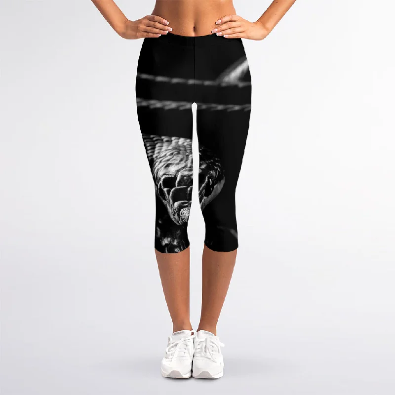 Don’t Miss Out Monochrome Rhinoceros Ratsnake Print Women's Capri Leggings