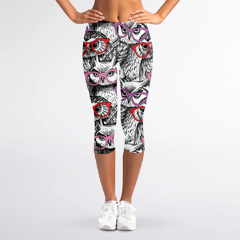 Final Sale Owl With Glasses Pattern Print Women's Capri Leggings
